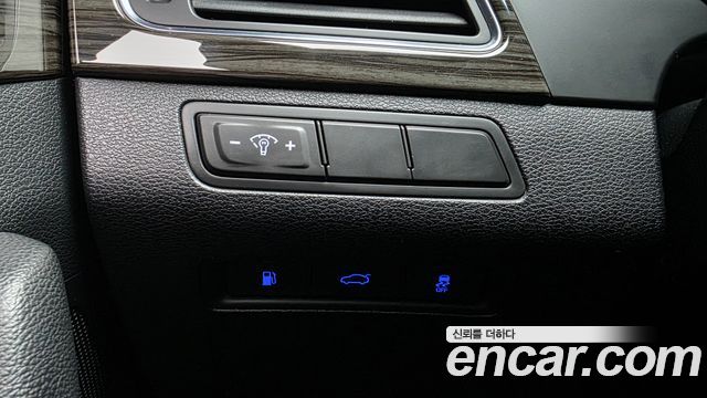 Hyundai Sonata 2015 — photo 17