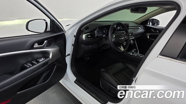 Genesis G70 2022 — photo 13