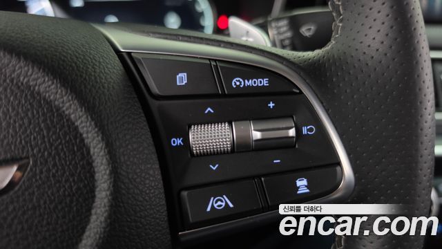 Genesis G70 2022 — photo 22