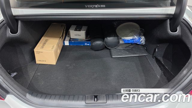 Genesis G70 2022 — photo 23