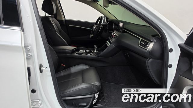 Genesis G70 2022 — photo 16