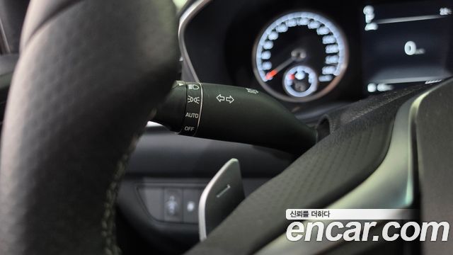Genesis G70 2022 — photo 28