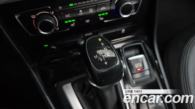 BMW 2-Series 2015 — photo 9
