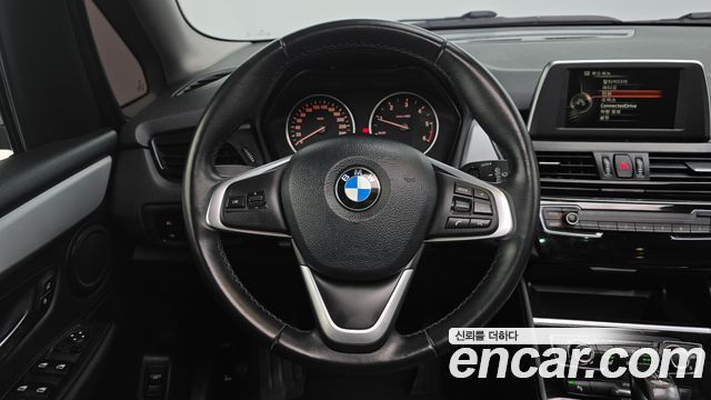 BMW 2-Series 2015 — photo 15