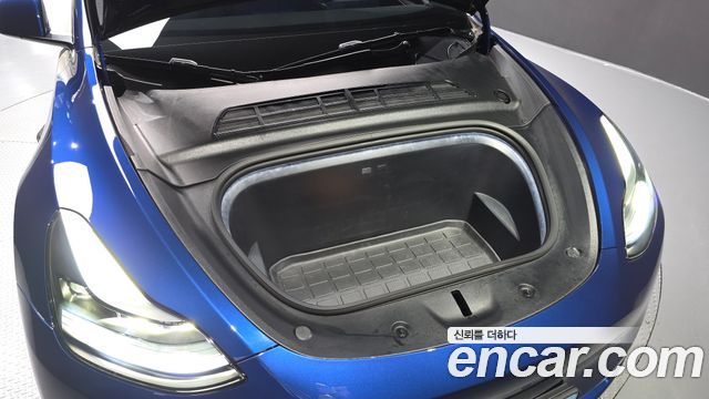 Tesla Model Y 2024 — photo 6