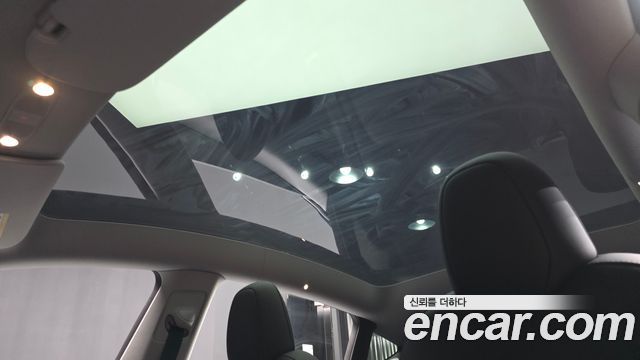 Tesla Model Y 2024 — photo 25
