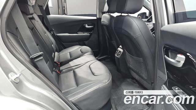 Kia Niro 2022 — photo 17