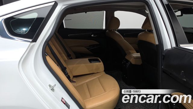 Kia K7 2020 — photo 17