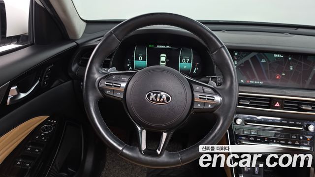 Kia K7 2020 — photo 18
