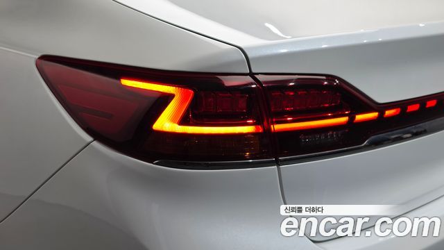 Kia K7 2020 — photo 9