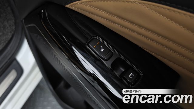 Kia K7 2020 — photo 30