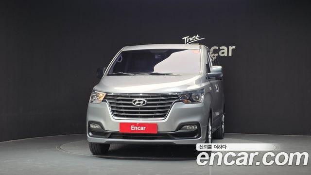 Hyundai Starex 2018 — photo 3