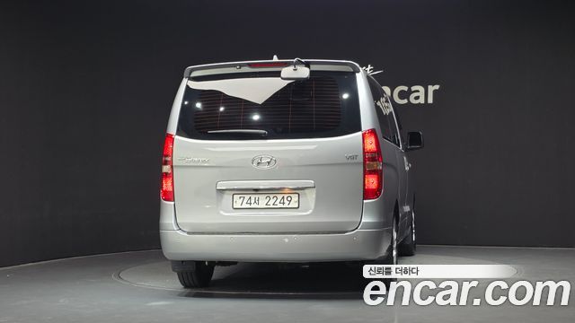 Hyundai Starex 2018 — photo 4
