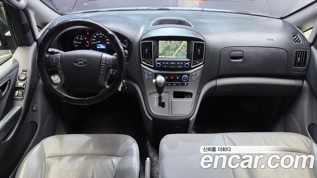 Hyundai Starex 2018 — photo 10