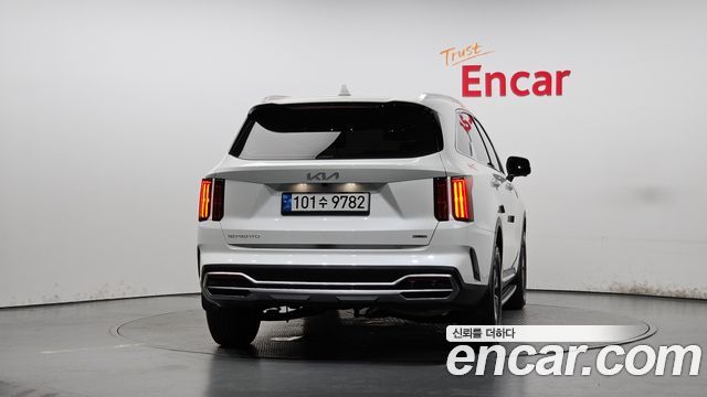 Kia Sorento 2023 — photo 4