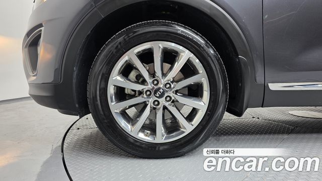 Kia Sorento 2017 — photo 5