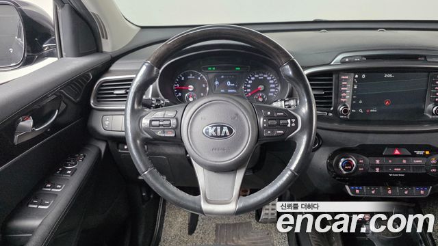 Kia Sorento 2017 — photo 13