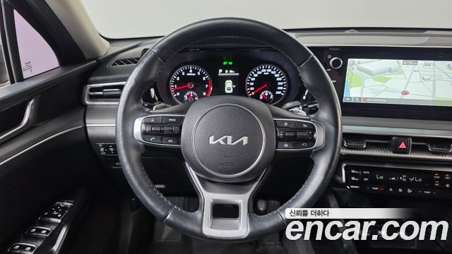 Kia K5 2022 — photo 18