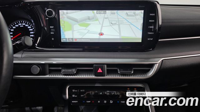Kia K5 2022 — photo 19
