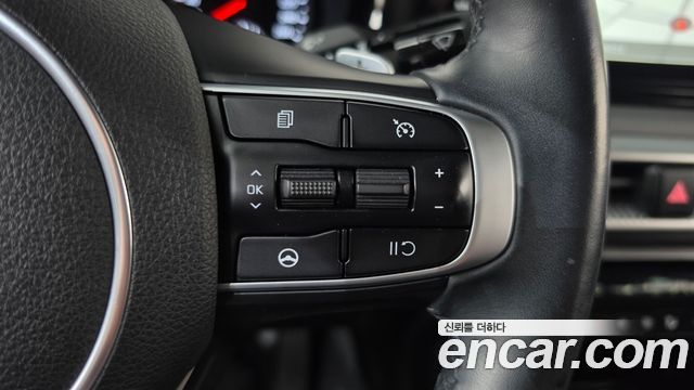 Kia K5 2022 — photo 22