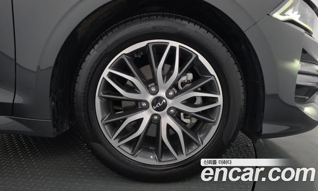 Kia K5 2022 — photo 7