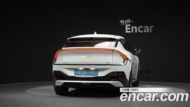 Kia EV6 2023 — photo 4