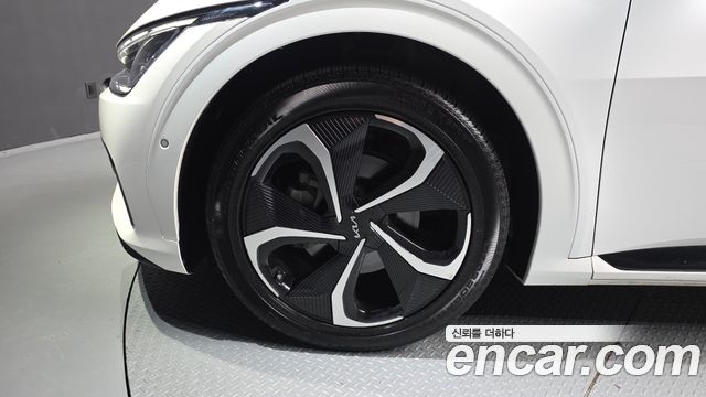Kia EV6 2023 — photo 5