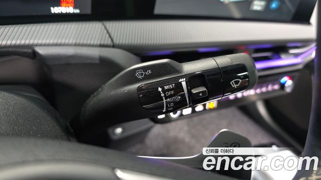 Kia EV6 2023 — photo 32