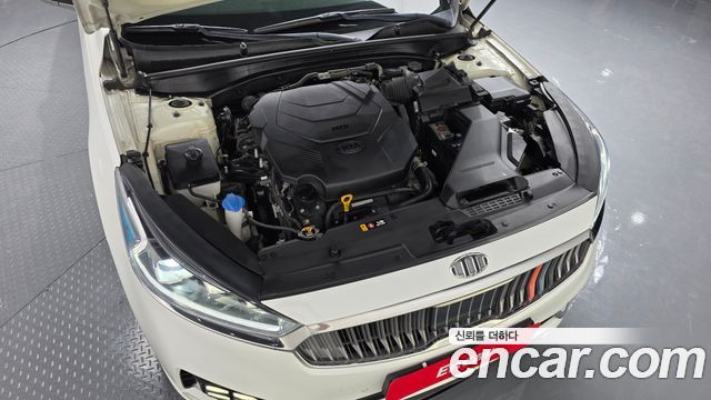 Kia K7 2018 — photo 6