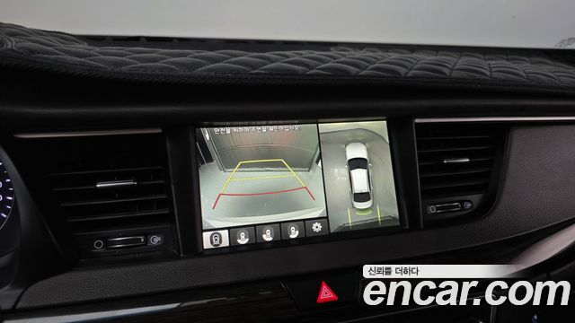 Kia K7 2018 — photo 15