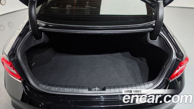 Hyundai Grandeur 2018 — photo 23