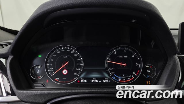 BMW Gran Turismo 2020 — photo 11