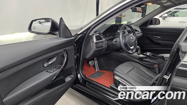 BMW Gran Turismo 2020 — photo 13