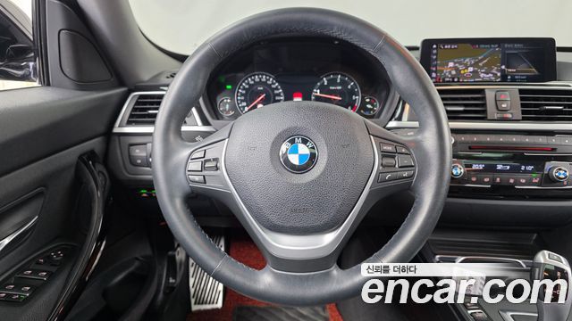 BMW Gran Turismo 2020 — photo 18