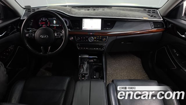 Kia K7 2017 — photo 10