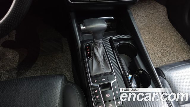 Kia K7 2017 — photo 12