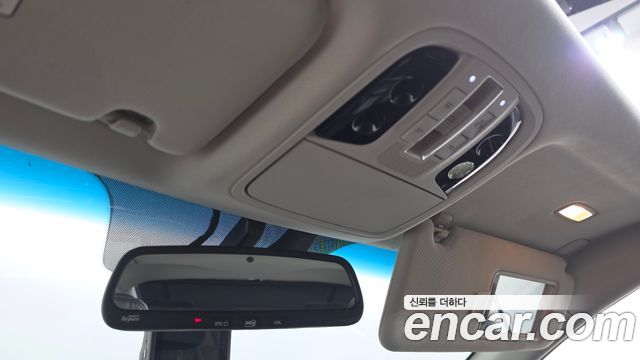 Kia K7 2017 — photo 26