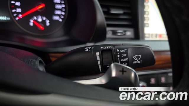 Kia K7 2017 — photo 28