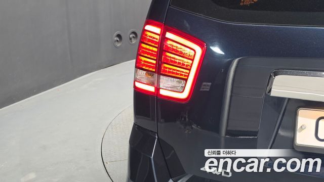 Kia Mohave 2017 — photo 9