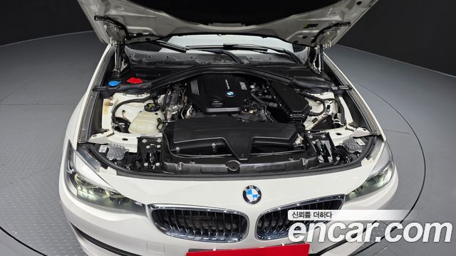 BMW Gran Turismo 2020 — photo 6