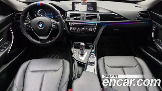 BMW Gran Turismo 2020 — photo 10