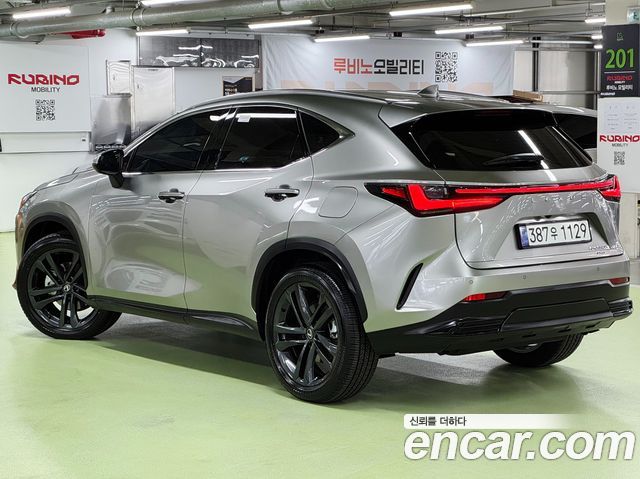 Lexus NX 2026 — photo 3