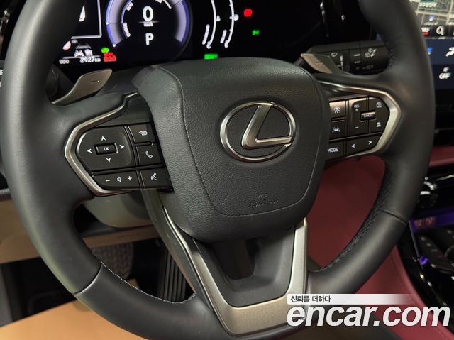 Lexus NX 2026 — photo 10