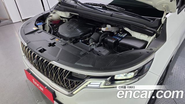 Kia Canival 2023 — photo 6