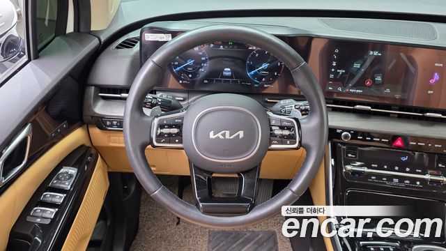Kia Canival 2023 — photo 19