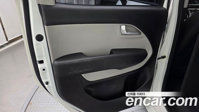 Kia RAY 2022 — photo 15