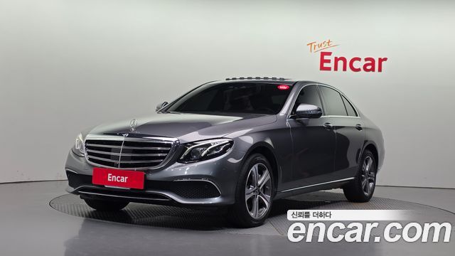 Mercedes-Benz E-Class 2020 — photo 1