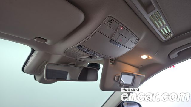 Mercedes-Benz E-Class 2020 — photo 29