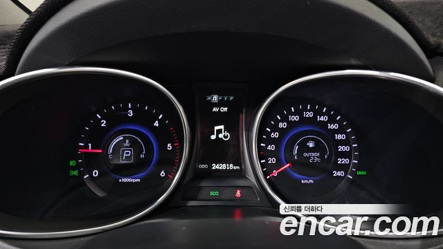 Hyundai Santafe 2015 — photo 11