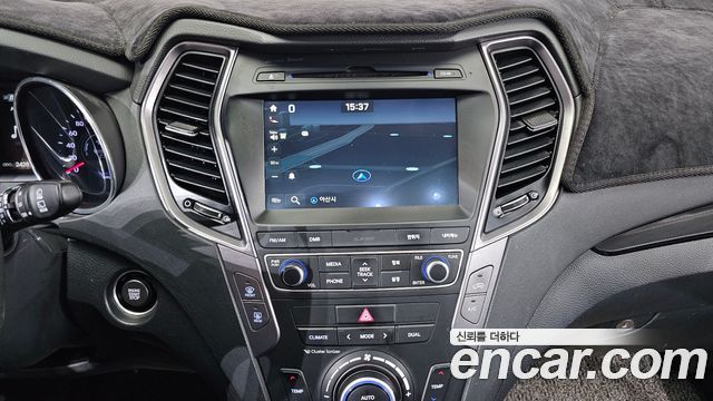 Hyundai Santafe 2015 — photo 23